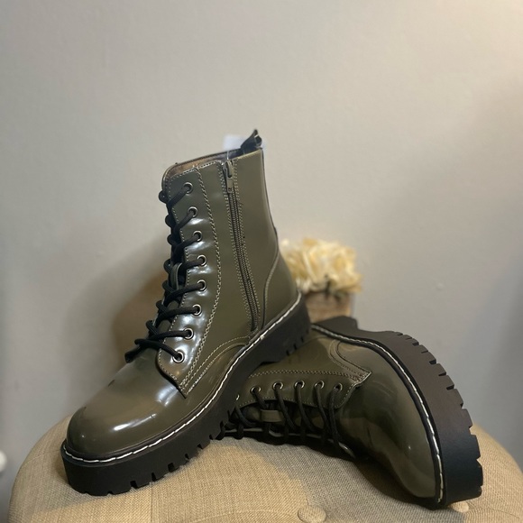 Sincerly Jules Shoes - Sincerely Jules “Harley” Combat Boots - Sizes: 8.5